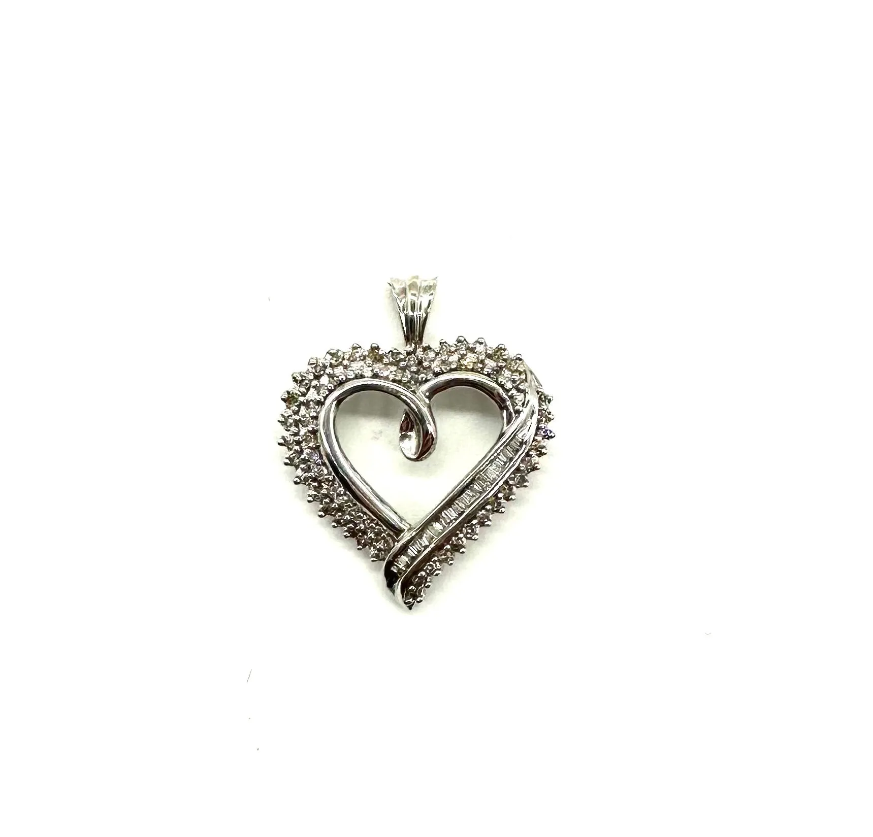 1/2 Ctw Diamond Heart Cutout Pendant