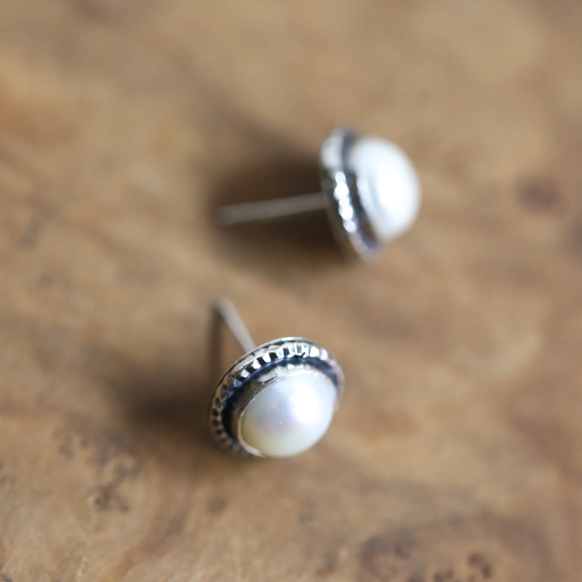 Freshwater Pearl Posts - Hammered Posts - .925 Sterling Silver - Mabe Pearl Earrings