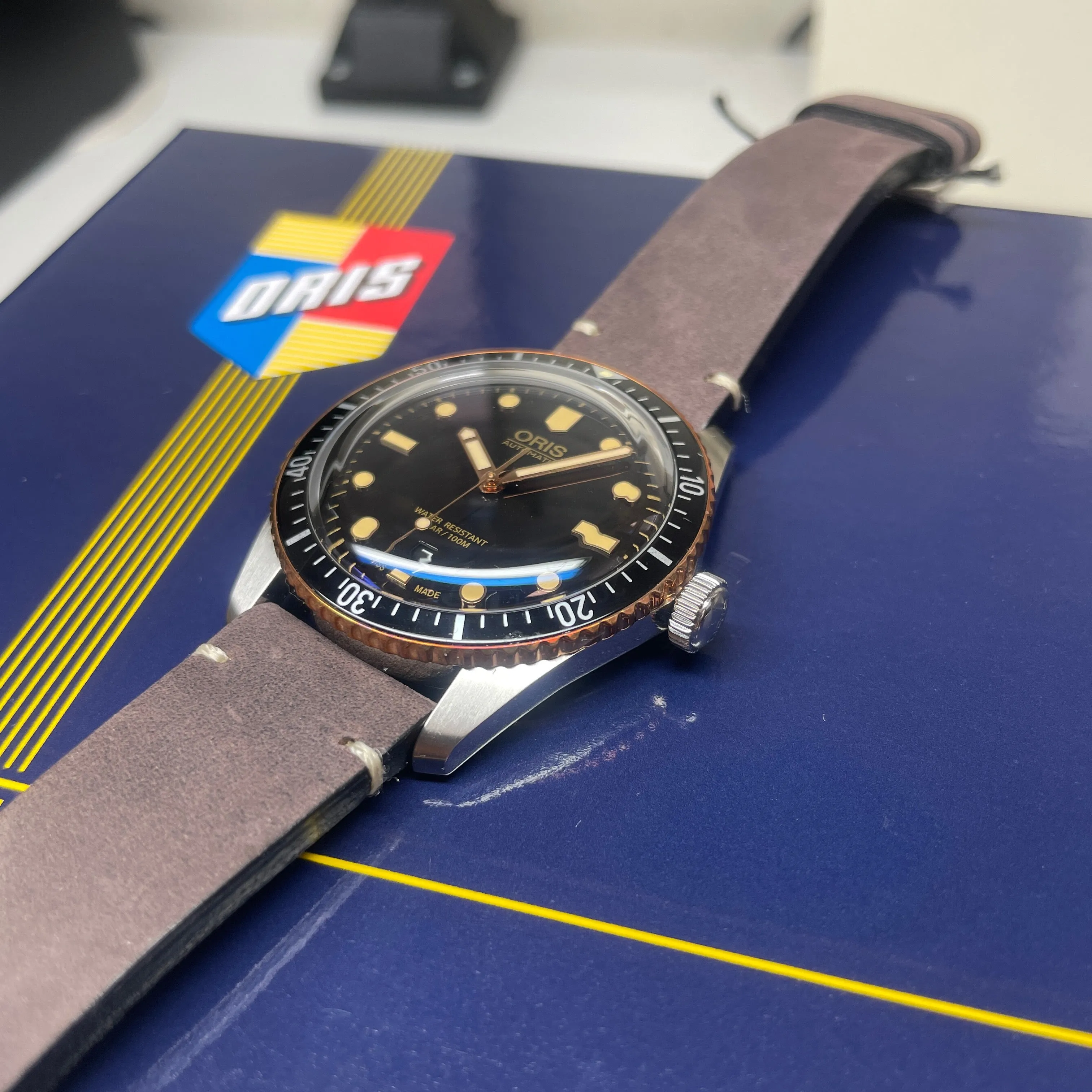 Oris Divers 65 Black Dial Bronze Bezel 40mm Brown Leather Watch