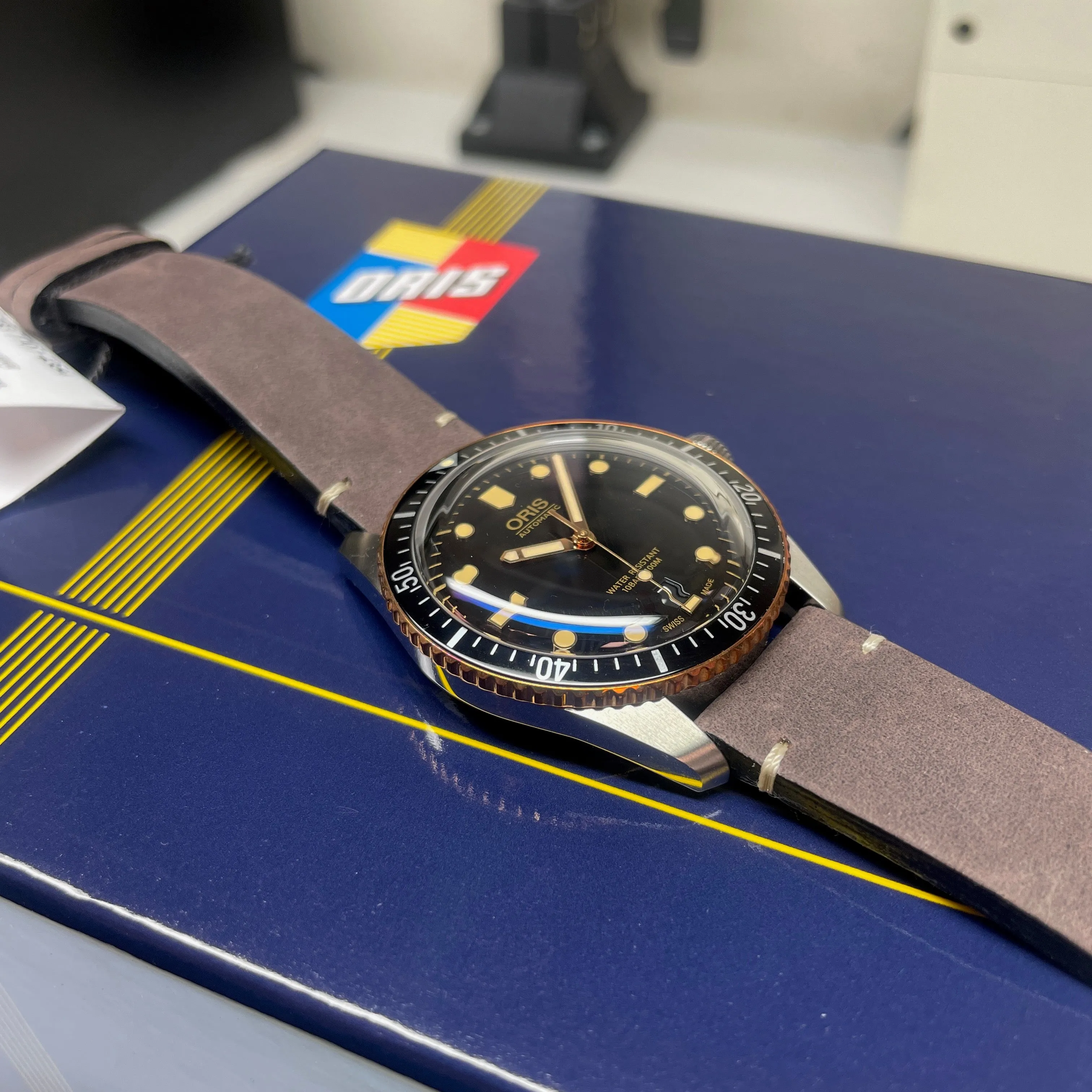 Oris Divers 65 Black Dial Bronze Bezel 40mm Brown Leather Watch