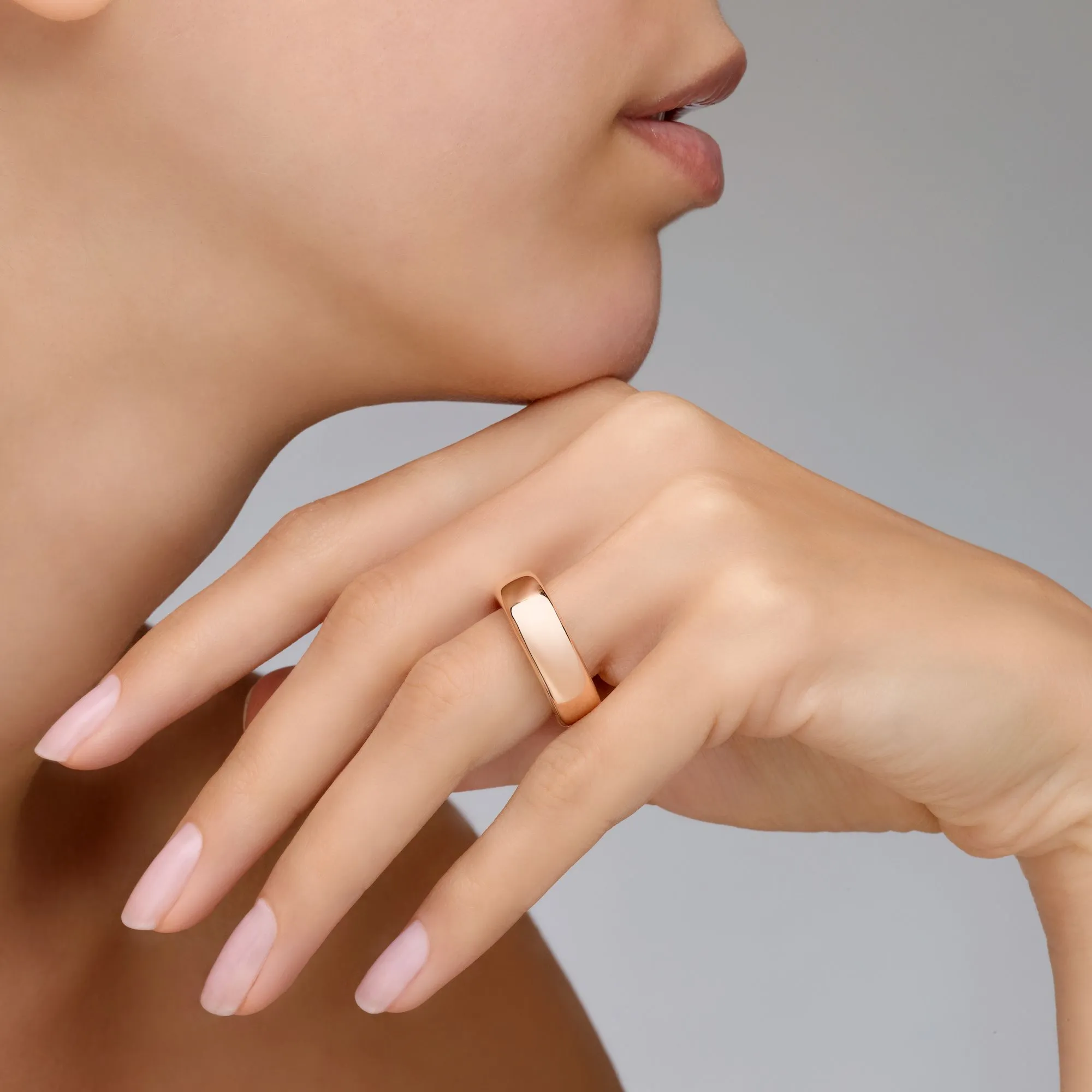 Pomellato - Iconica Small Band Ring, 18k Rose Gold