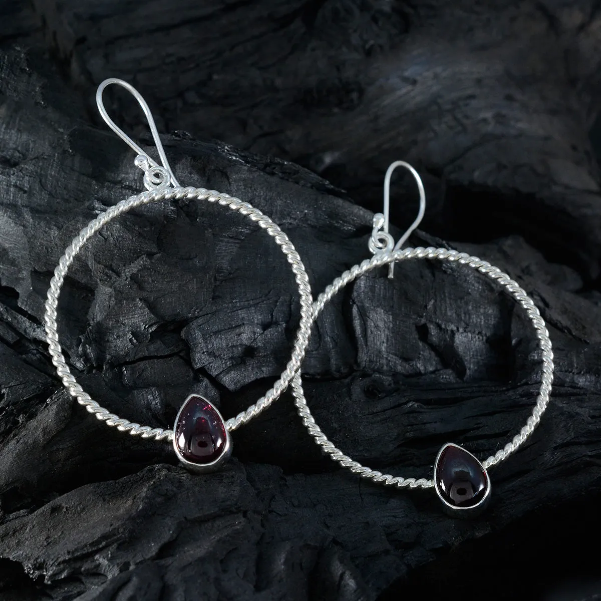 Riyo Arresting 925 Sterling Silver Earring For Wife Garnet Earring Bezel Setting Red Earring Dangle Earring