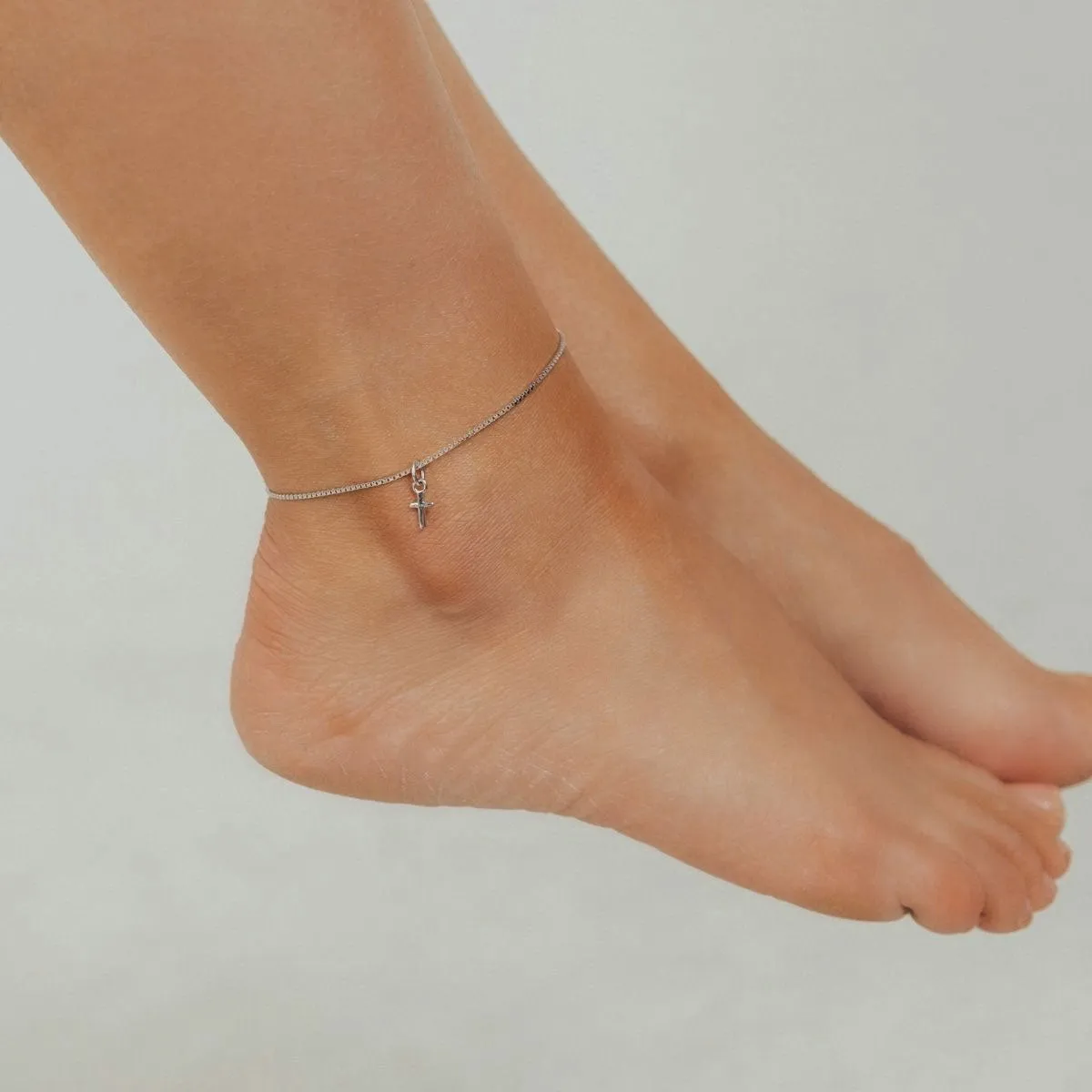 Roma Cross Charm Adjustable Anklet