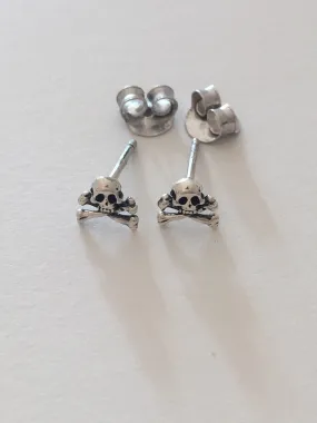 Skull Stud Earrings