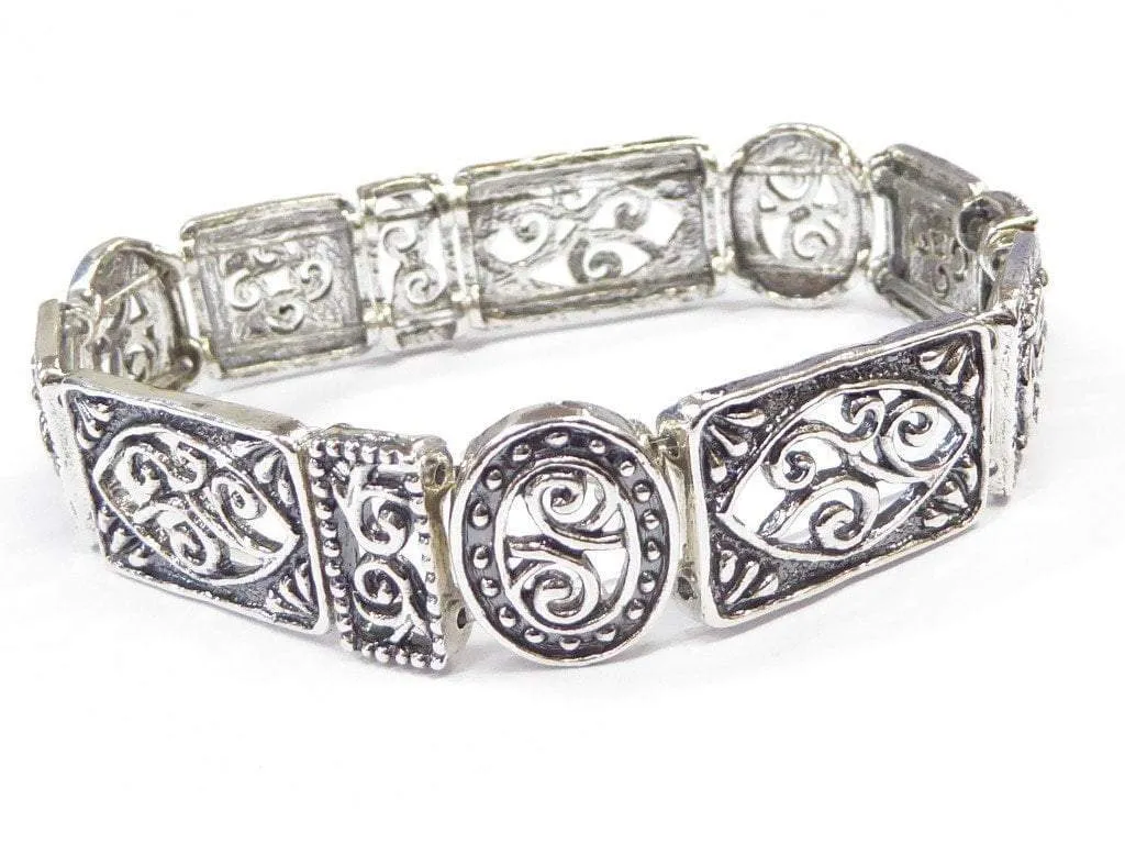 Sterling Silver artistic bracelet. Elegant and unique bracelets.