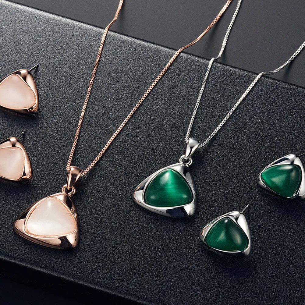 Women Faux Triangular Jewelry Set